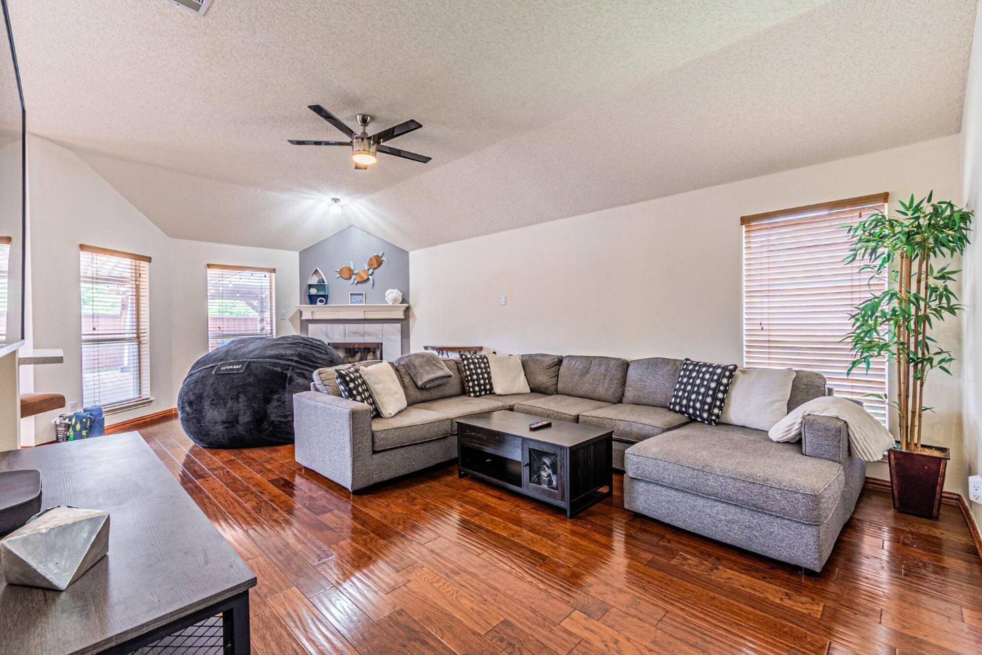 Pickleball Retreat Near Lake Ray Hubbard Rowlett ภายนอก รูปภาพ